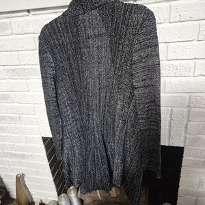 Women's Black and Gray Sweater